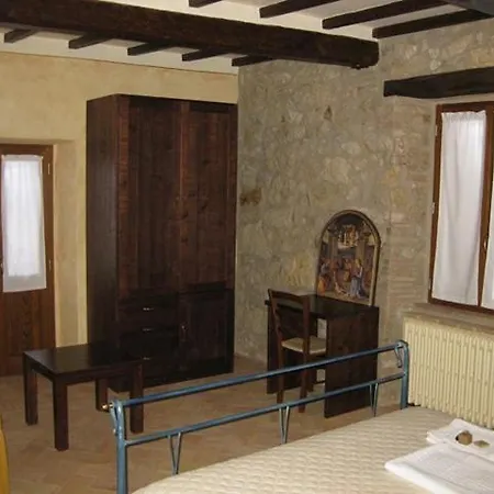 Il Casale Di Mario Фермерский дом