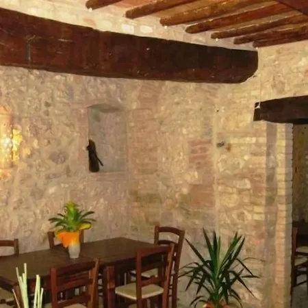 Il Casale Di Mario * Монтеккьо